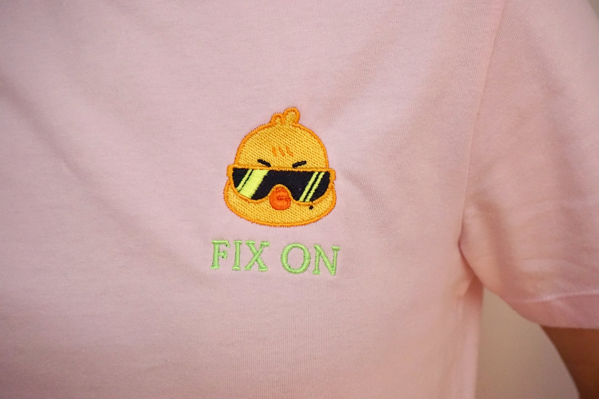 ATZ Fix-On Mingi Bbyongming Golden Hour 5 ATINY Pink T-shirt, Women's